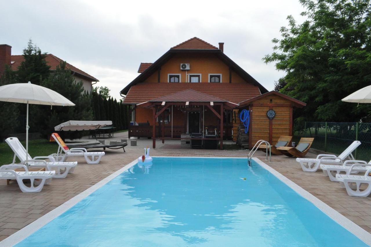 Lifestyle Balaton Villa Siófok Exteriör bild