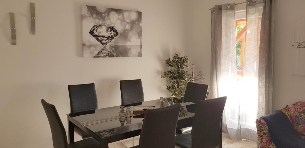 Lifestyle Balaton Villa Siófok Exteriör bild