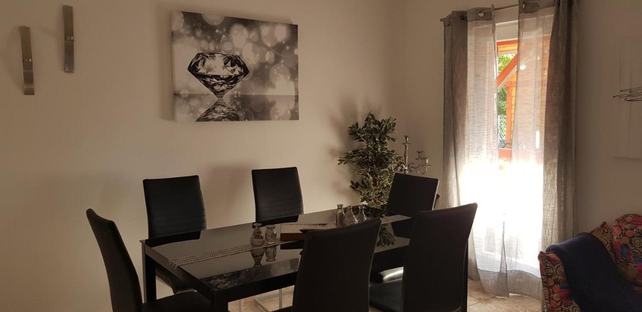 Lifestyle Balaton Villa Siófok Exteriör bild