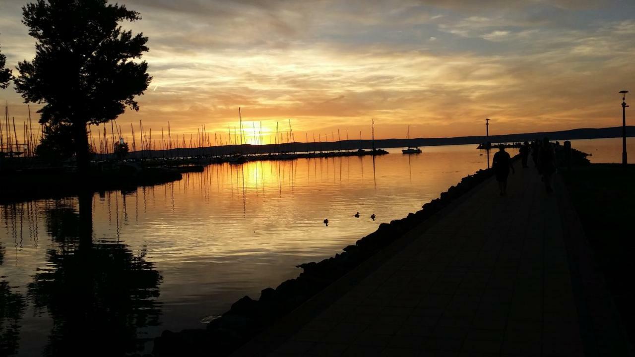 Lifestyle Balaton Villa Siófok Exteriör bild