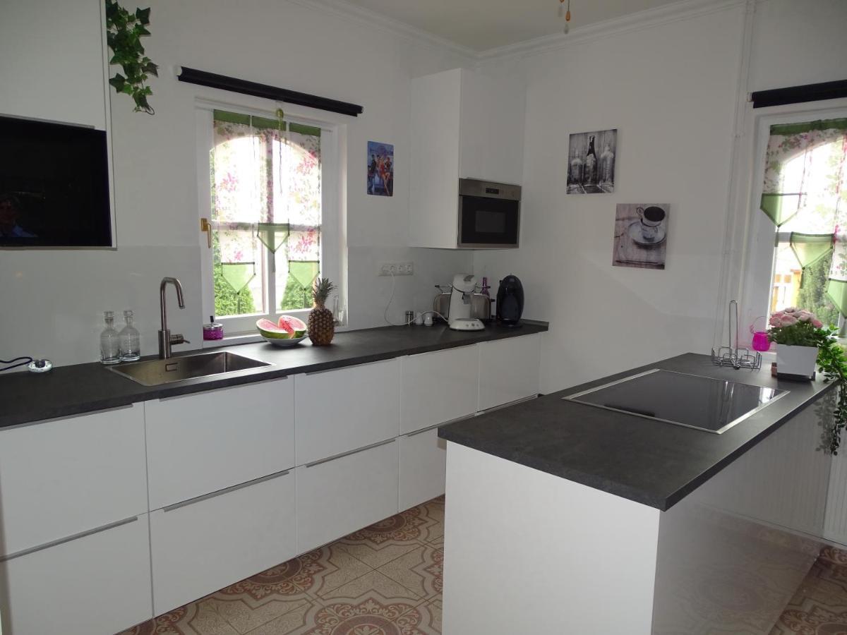 Lifestyle Balaton Villa Siófok Exteriör bild